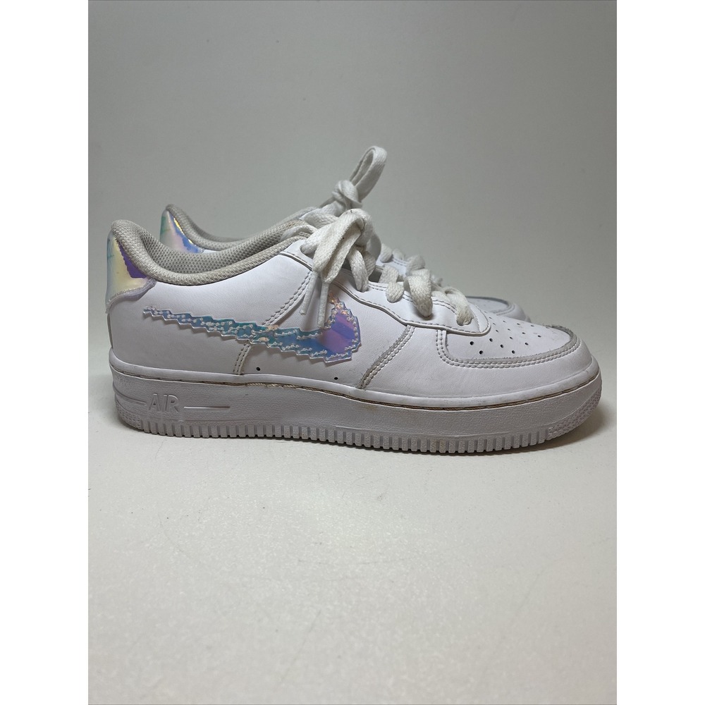 NIKE Air Force 1 Digital Swoosh Shoes - Iridescent -‎ Youth Size 4 - CW1577 100
